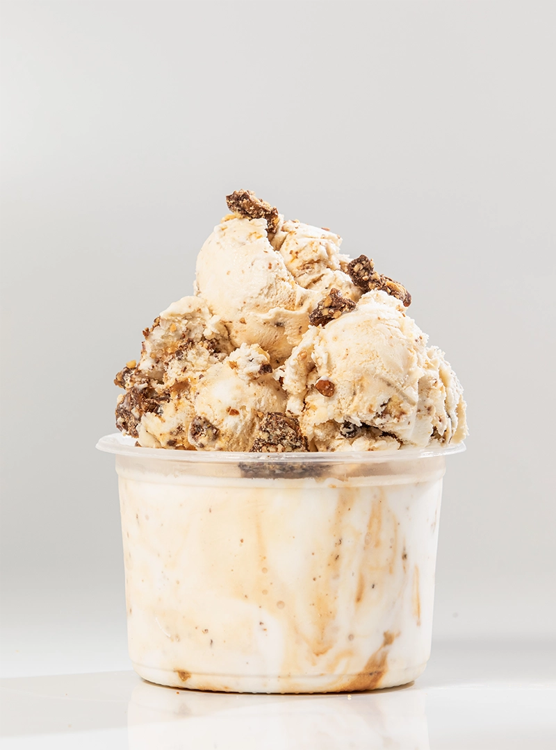 Helados Yogurt natural con dulce de leche y toffee tradicional
